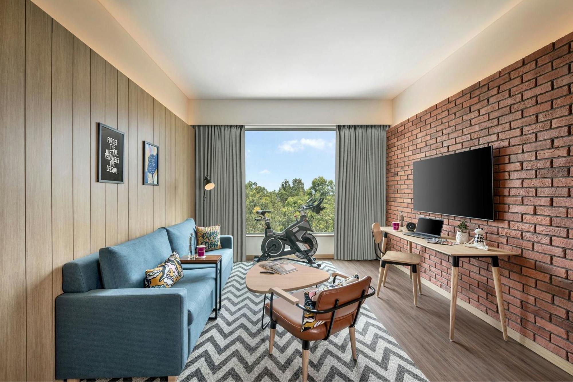 Moxy Bengaluru Airport Prestige Tech Cloud Hotell Devanahalli Eksteriør bilde