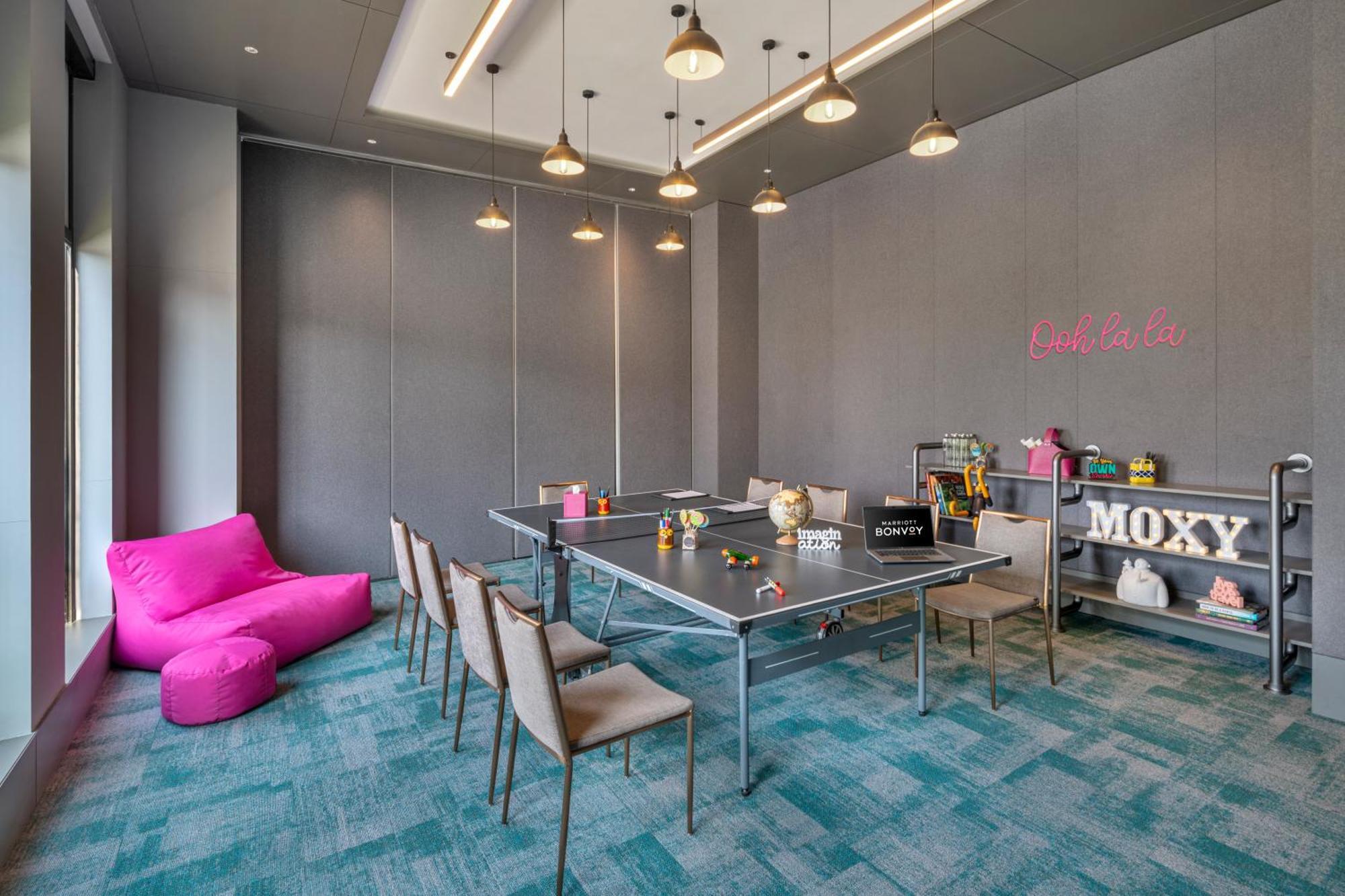 Moxy Bengaluru Airport Prestige Tech Cloud Hotell Devanahalli Eksteriør bilde